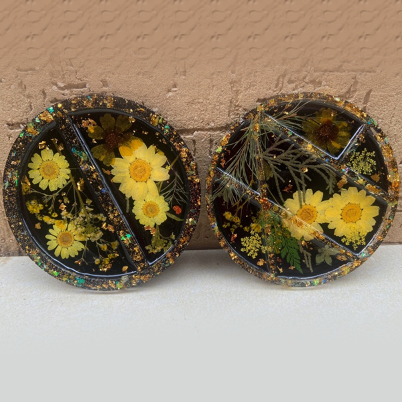 Handmade Resin Art Black & Yellow Section Dish