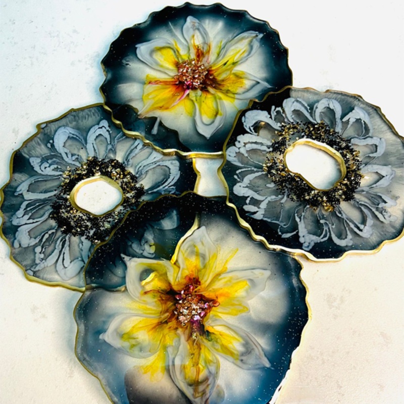 Handmade Resin Art Set Of 4 Coasters