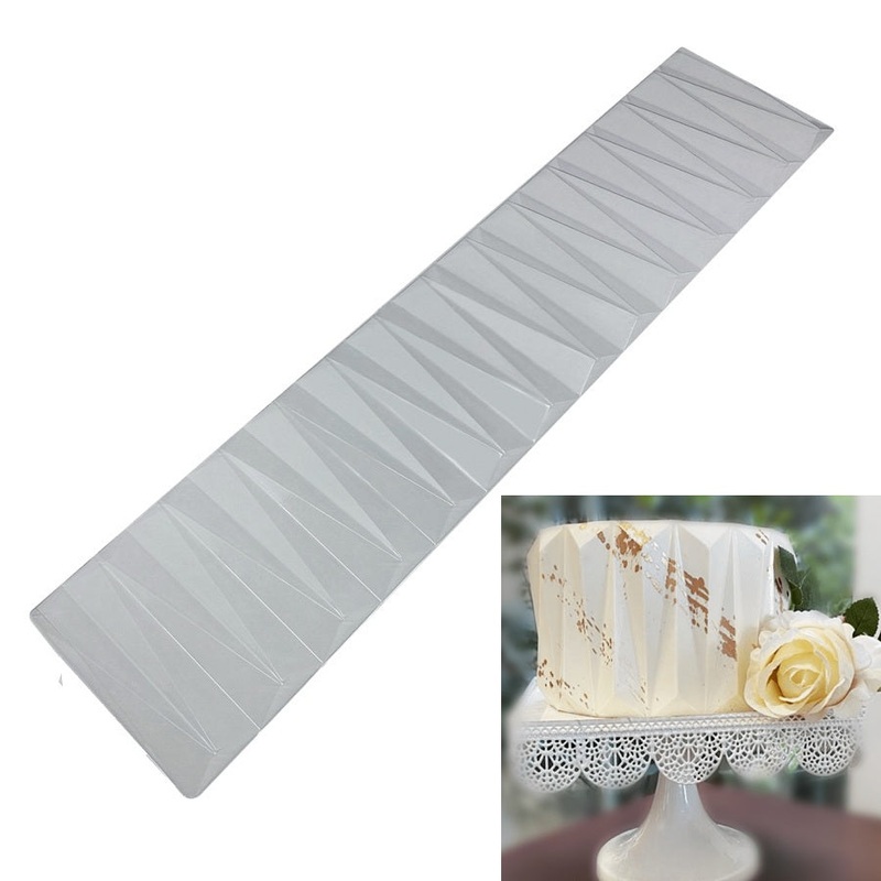 Origami Cake Mold Plastic (Design 3)