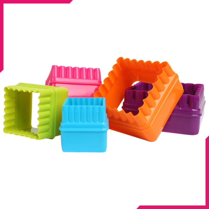 Square Scalloped Edge Biscuit Cutter 5pcs