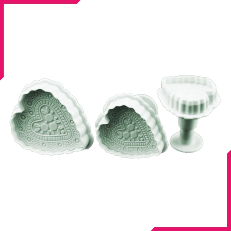 Embossed Heart Plunger Cutter Set