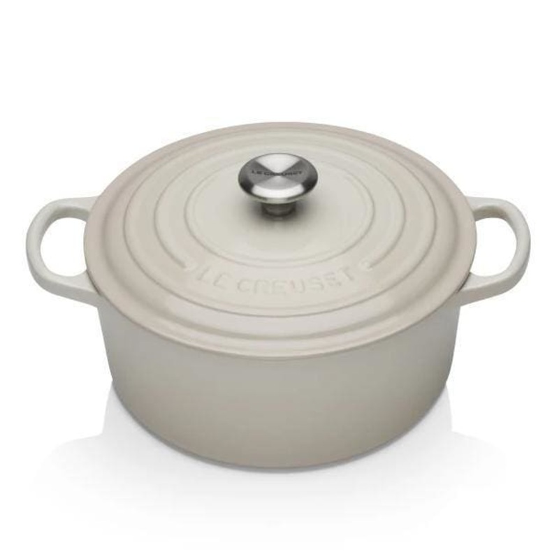 Le Creuset Signature Cast Iron Round CasseroleMeringue 18cm