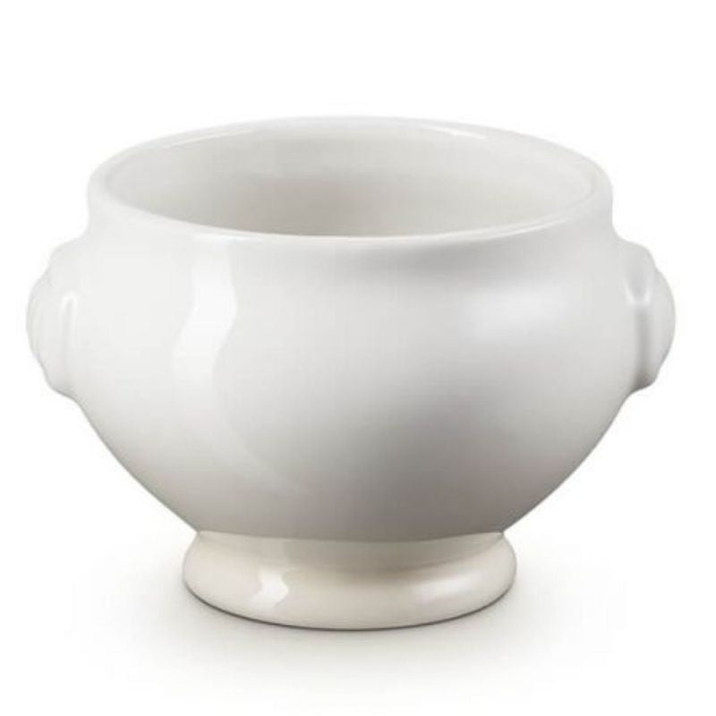 Le Creuset Stoneware Lion Head Soup Bowl Meringue